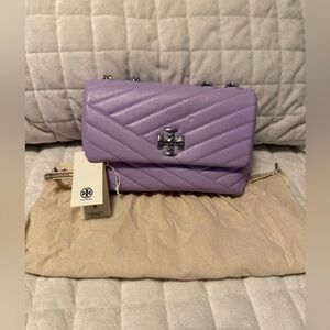 Tory Burch Small Kira Chevron Quilted Bag in Lavender Cloud💜